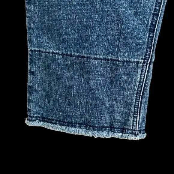 Democracy "Ab" Technology High Rise Jeans with Frayed Hem Size 12 - Picture 8 of 9